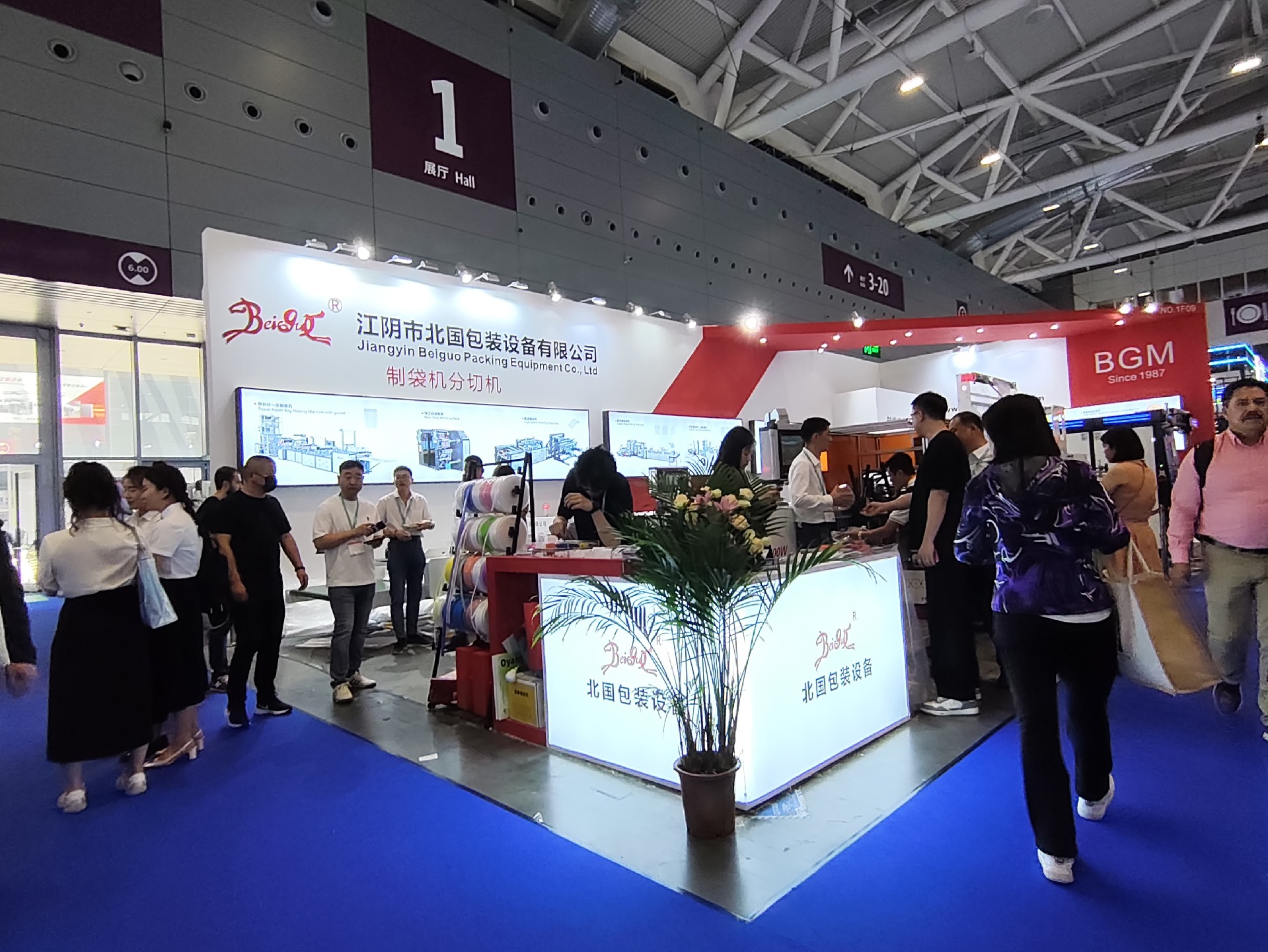 展臺(tái)設(shè)計(jì)搭建注意要點(diǎn)